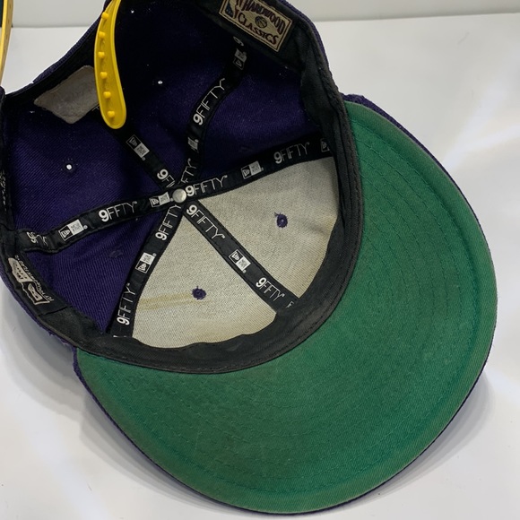 New Era- Vintage Lakers NBA snap back baseball hat purple - Picture 7 of 7